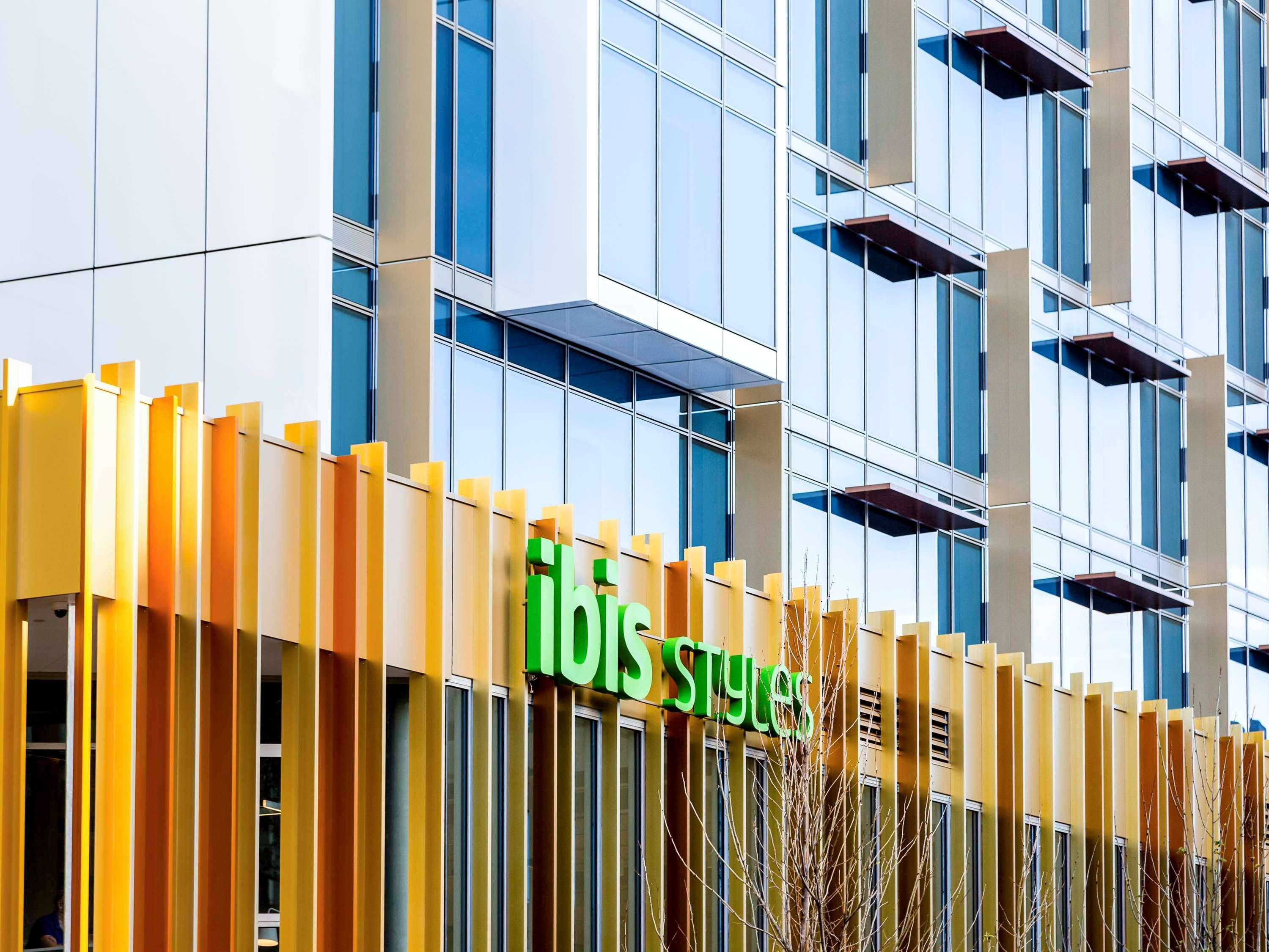 Отель Ibis Styles East Перт Экстерьер фото